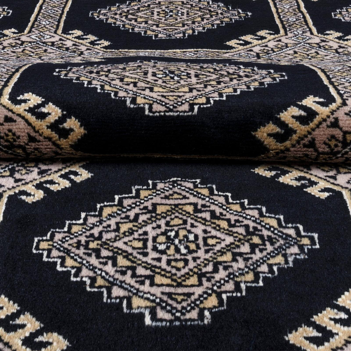 Tapete hecho a mano Jaldar Princess Negro