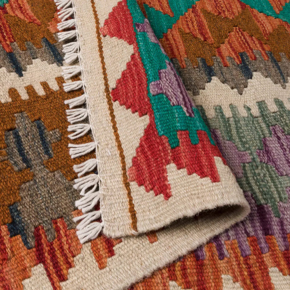 Tapete hecho a mano Kilim Maymanah.